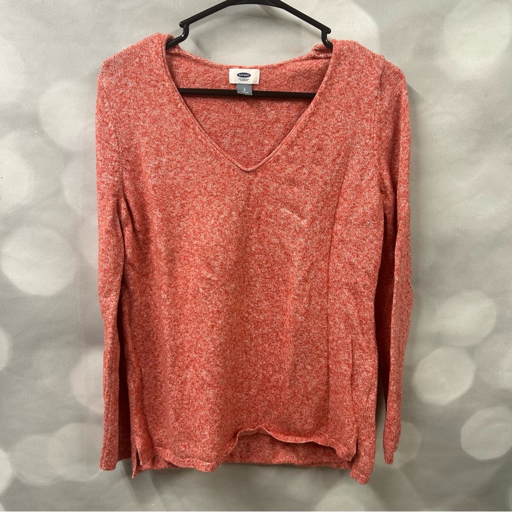 Old Navy v-neck sweater red heather color‎ in size large